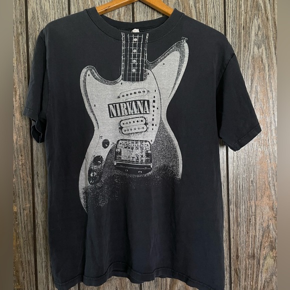 Anvil Other - Vintage Nirvana Guitar Graphic Anvil Band Tshirt